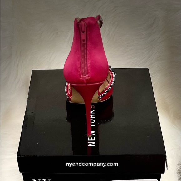 New York and Company Women Heels - Picture 3 of 5